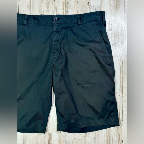 Nike Golf Shorts Men Size 36 Black Polyester Blend 11” Inseam - Picture 2 of 10